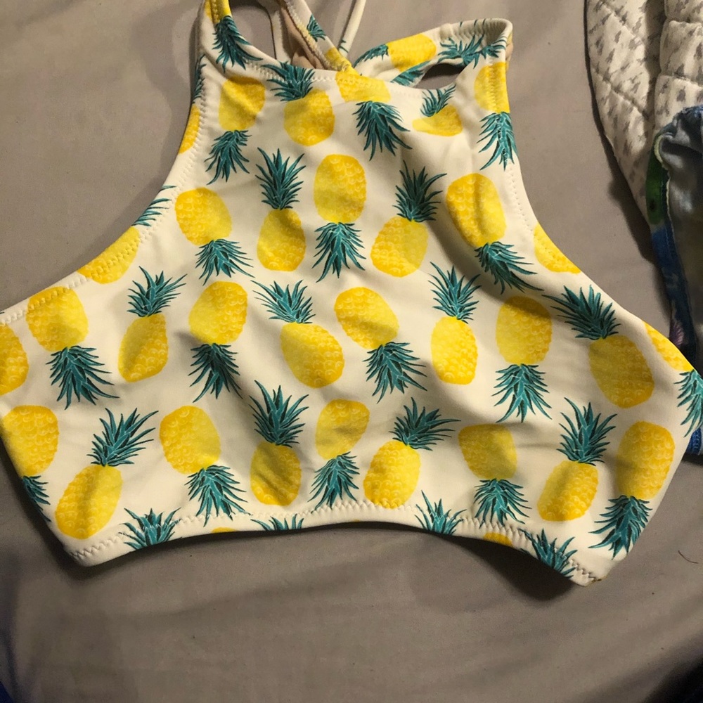 Bathing suit top